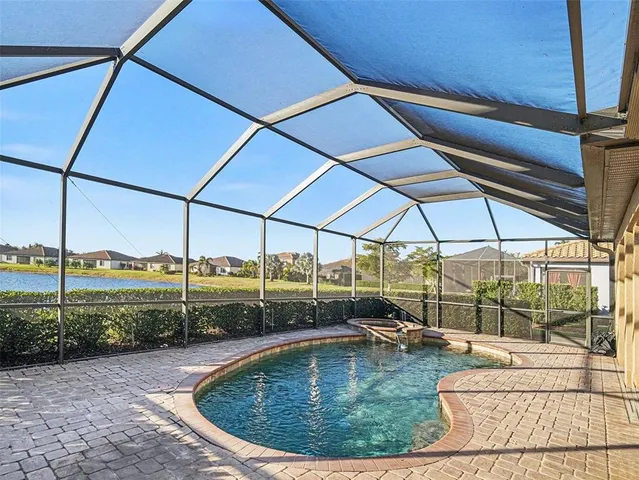 $625,000 | 6467 Willowshire Way, Bradenton, FL 34212