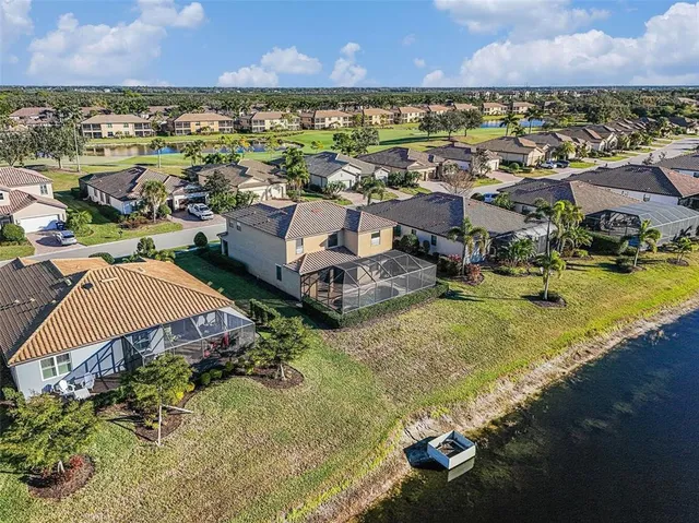 $625,000 | 6467 Willowshire Way, Bradenton, FL 34212