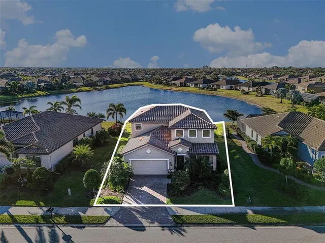 $625,000 | 6467 Willowshire Way, Bradenton, FL 34212