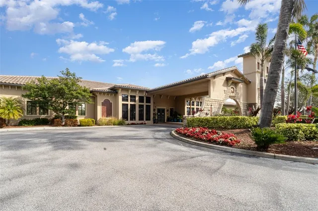 $625,000 | 6467 Willowshire Way, Bradenton, FL 34212