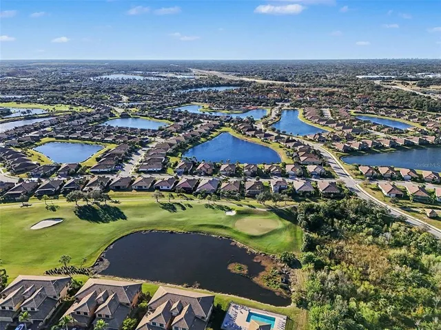 $625,000 | 6467 Willowshire Way, Bradenton, FL 34212