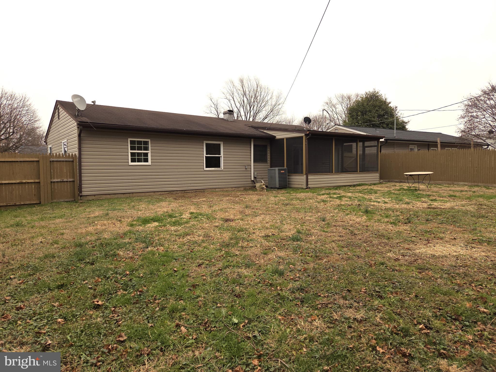 20 Kent Road Elkton, MD 21921 - Photo 4 of 20 a backyard of a house with lots of green space