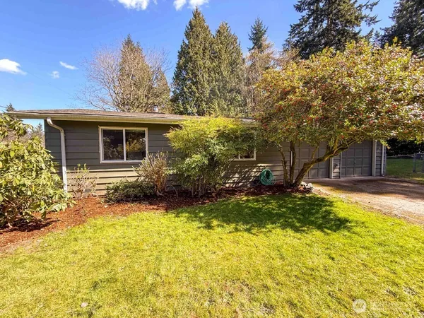 $3,500 | 8328 200th Street Southwest, Edmonds, WA 98026