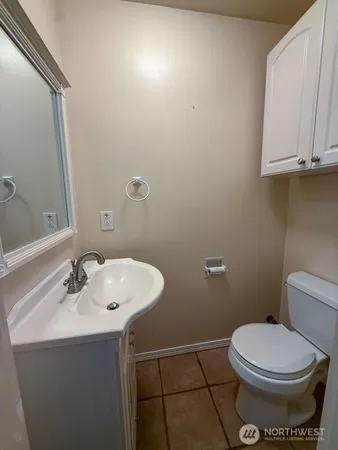 $3,500 | 8328 200th Street Southwest, Edmonds, WA 98026