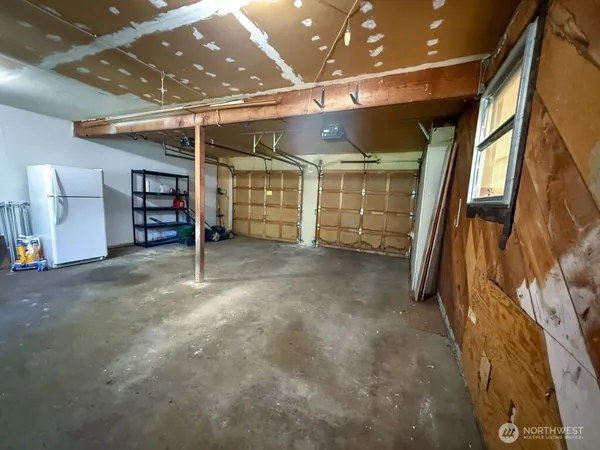 $3,500 | 8328 200th Street Southwest, Edmonds, WA 98026