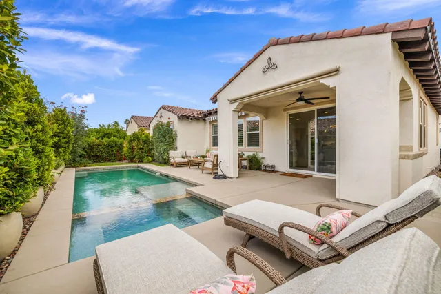 $995,000 | 51833 Via Santero, La Quinta, CA 92253
