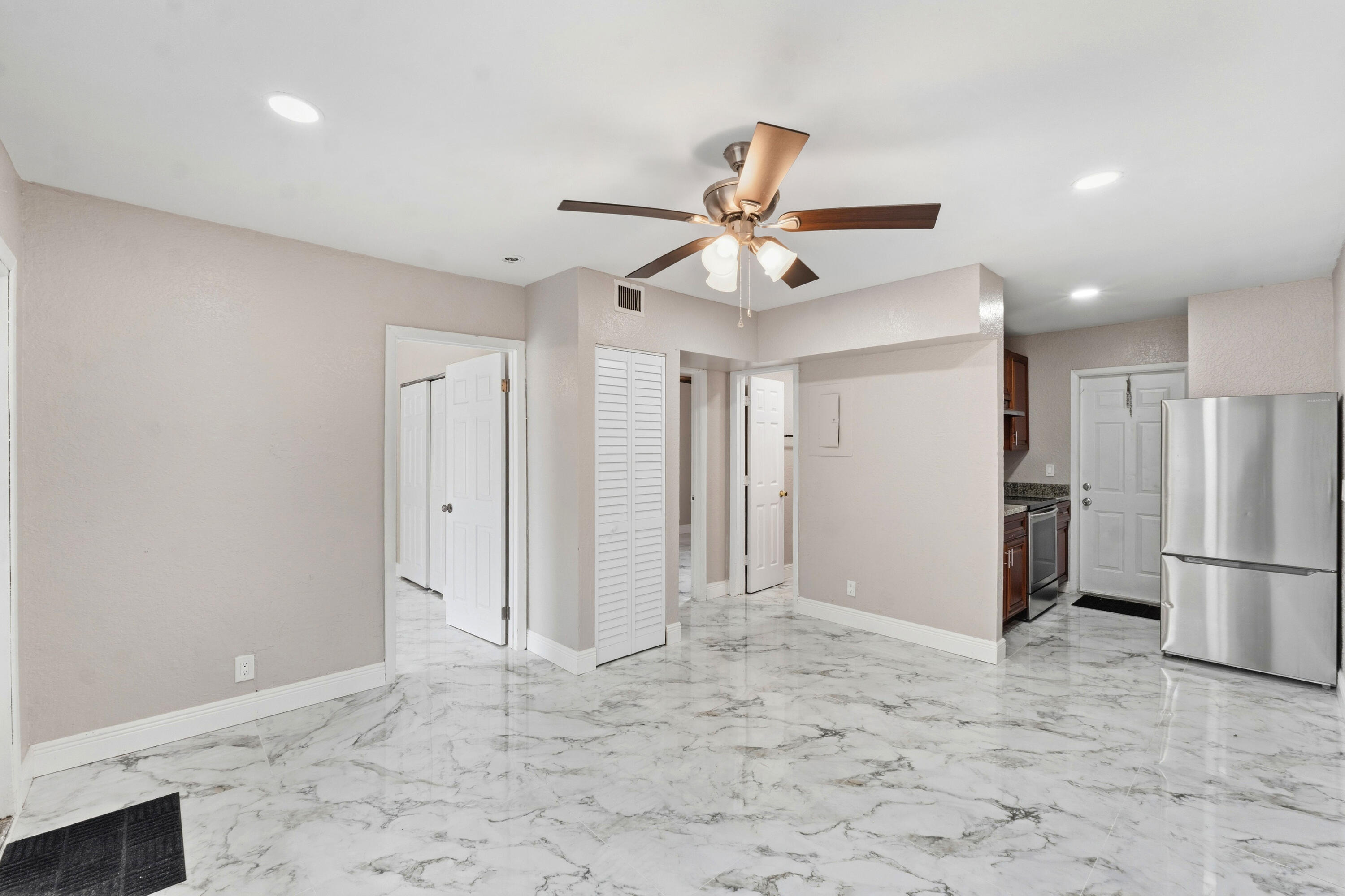 166 Southwest 3rd Street, Unit AD Deerfield Beach, FL 33441 - Photo 5 of 33 166 SW 3rd St_008