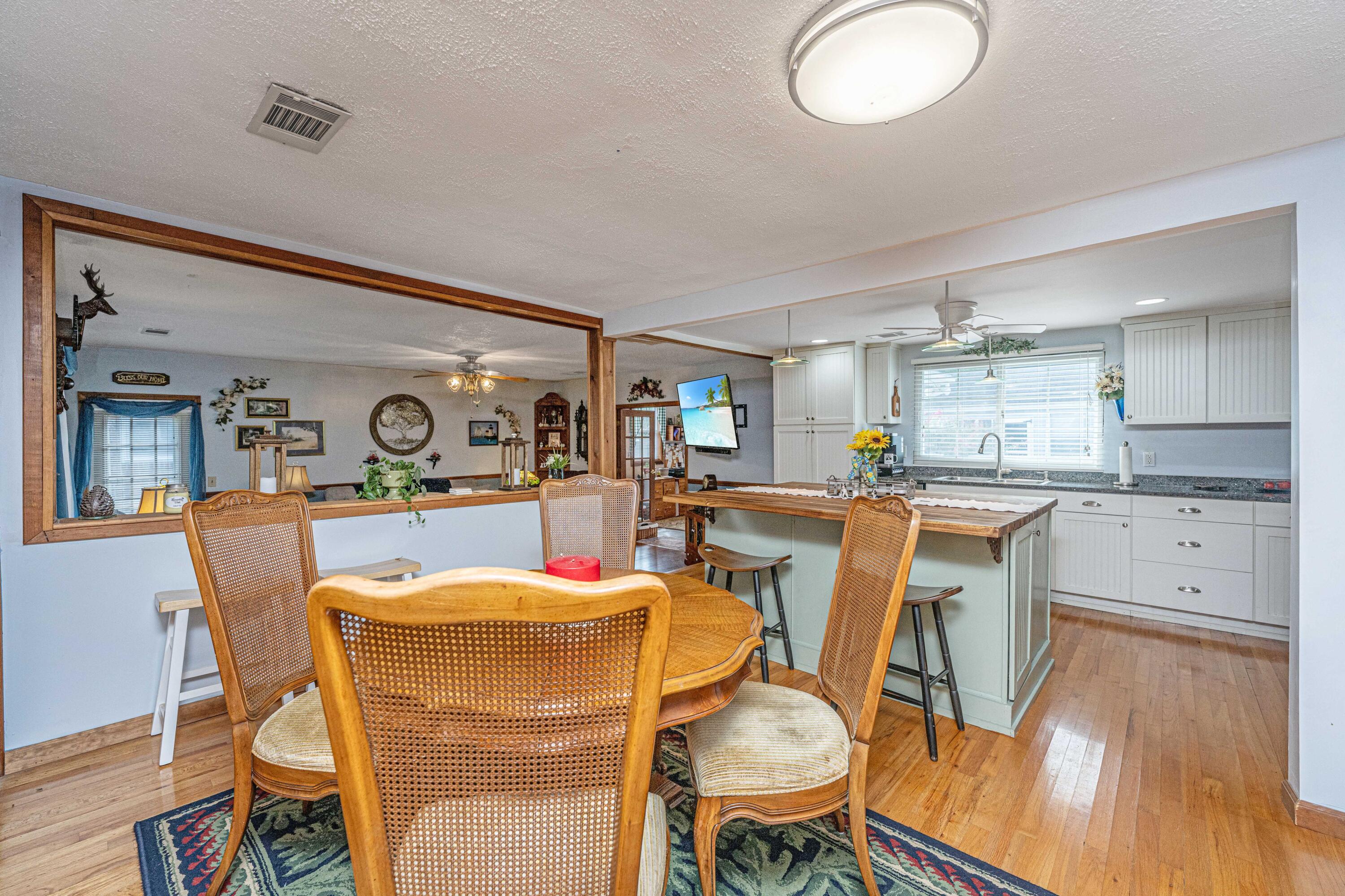 1014 Wilhite Drive Ladson, SC 29456 - Photo 13 of 53 1014WilhiteDr019