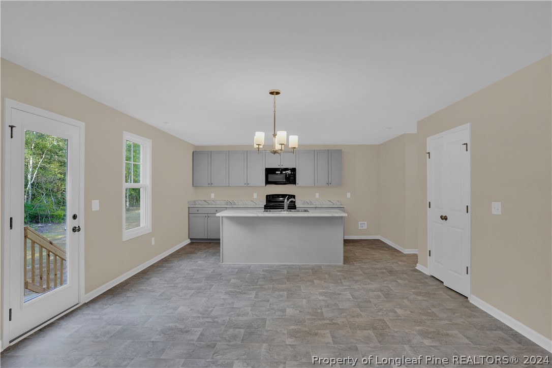 3036 Cricket Road Fayetteville, NC 28306 - Photo 12 of 31 Gallery Image 12