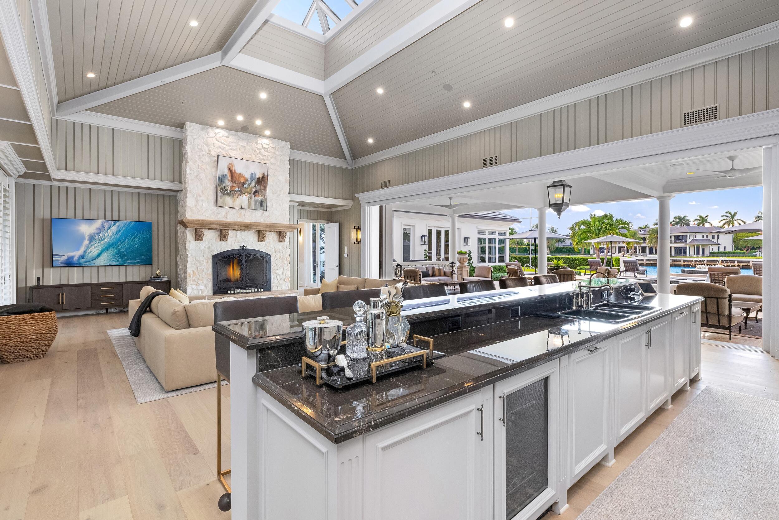 2989 Spanish River Road Boca Raton, FL 33432 - Photo 35 of 130 Lounge 7 FIRE