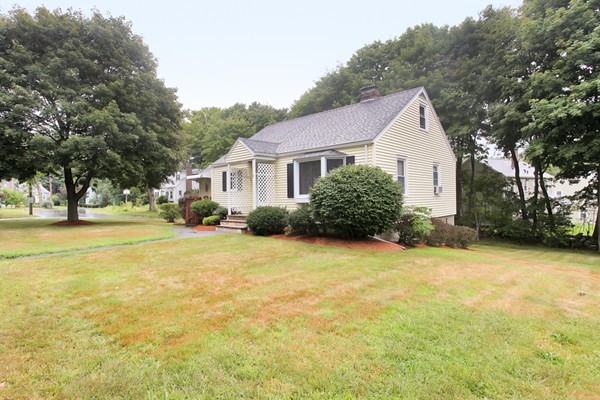 2 Rodney Road Bedford, MA 01730 - Photo 2 of 26 Gallery Image 2