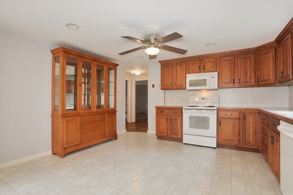 2 Rodney Road Bedford, MA 01730 - Photo 8 of 26 Gallery Image 8