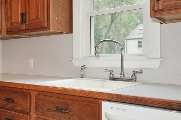 2 Rodney Road Bedford, MA 01730 - Photo 10 of 26 Gallery Image 10