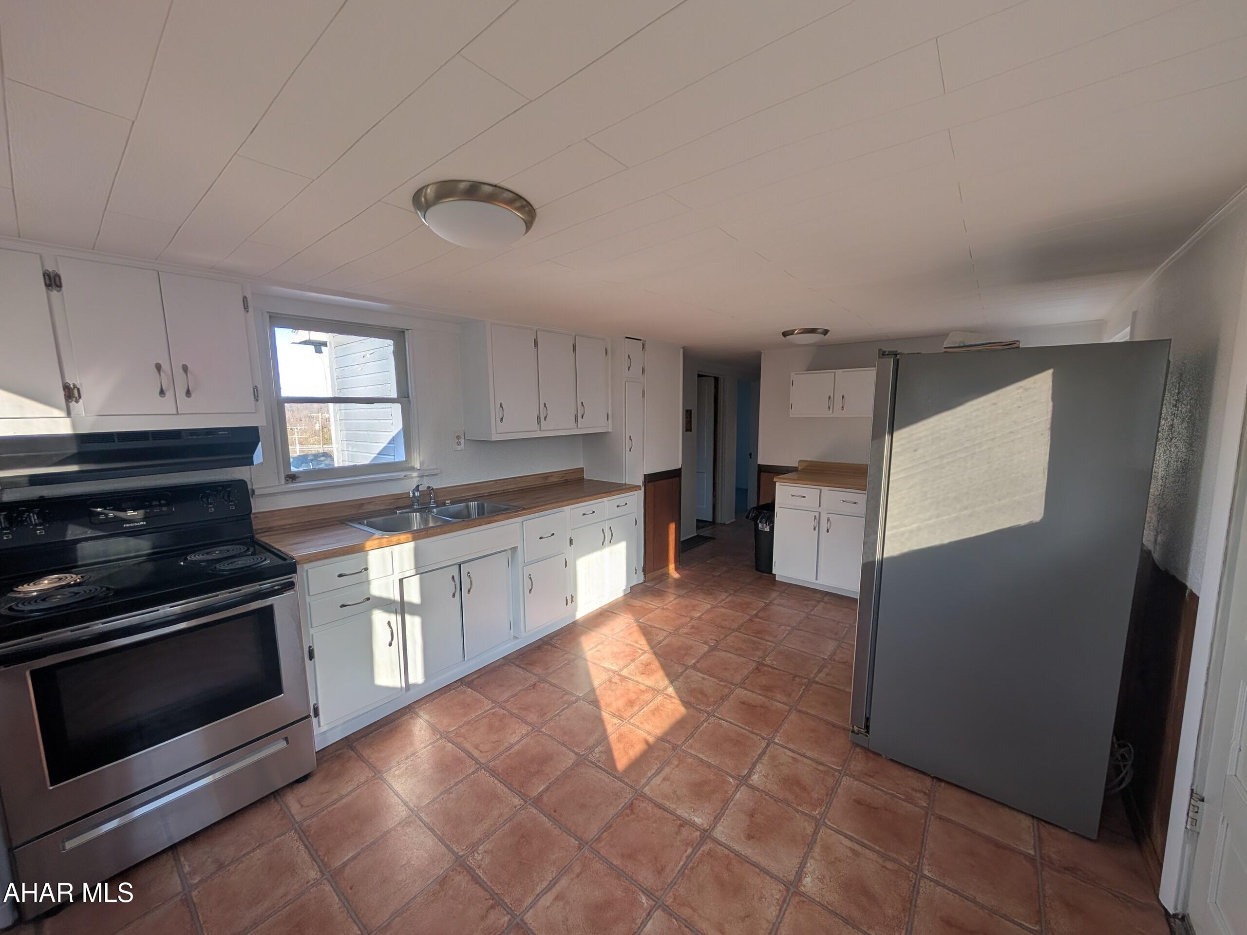 3549 Mill Road Duncansville, PA 16635 - Photo 17 of 22