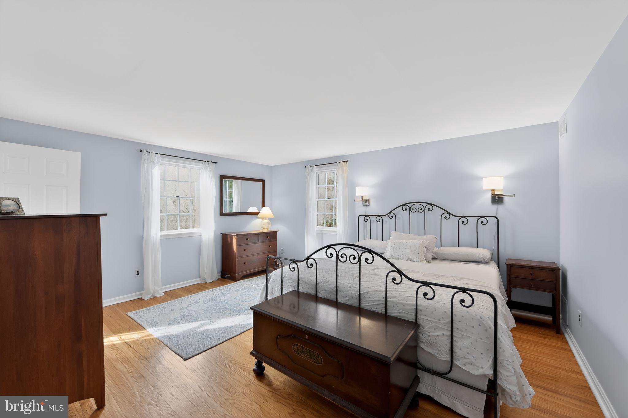 850 Farragut Road Berwyn, PA 19312 - Photo 22 of 37 Primary Bedroom on Upper Level