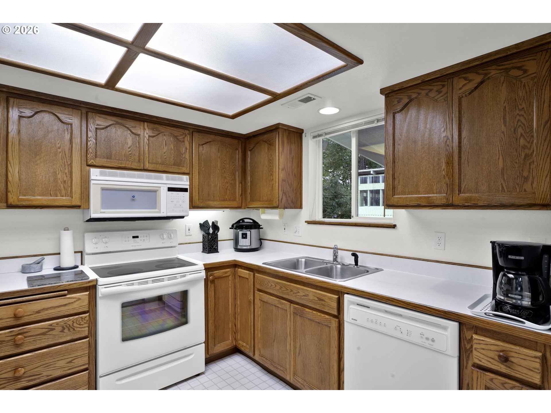 2191 Willow Street Florence, OR 97439 - Photo 14 of 46