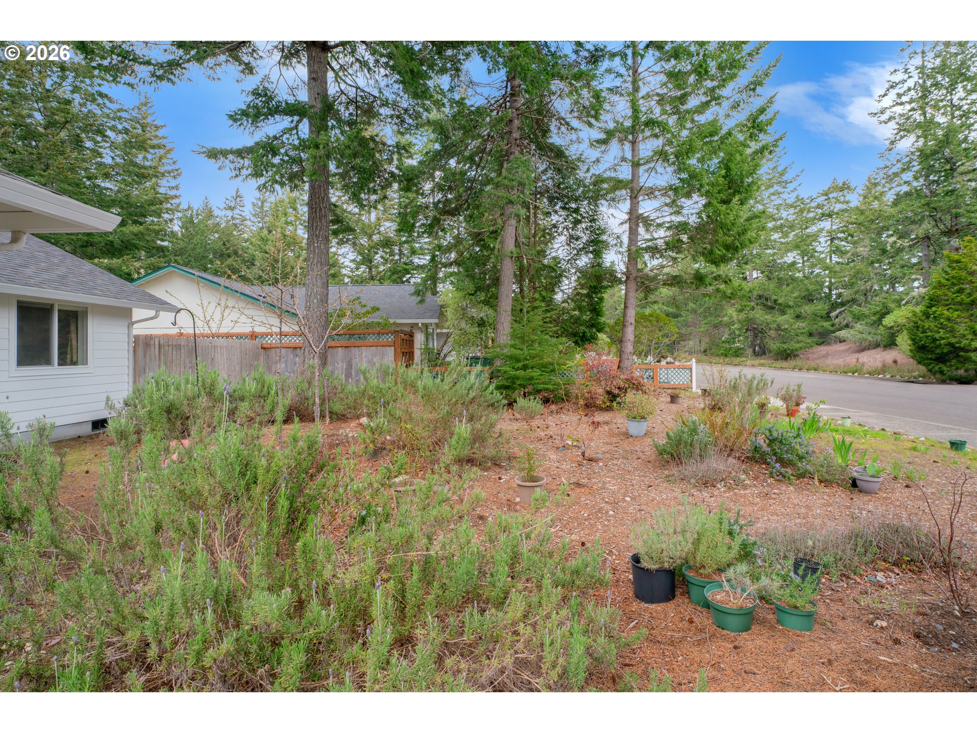 2191 Willow Street Florence, OR 97439 - Photo 38 of 46