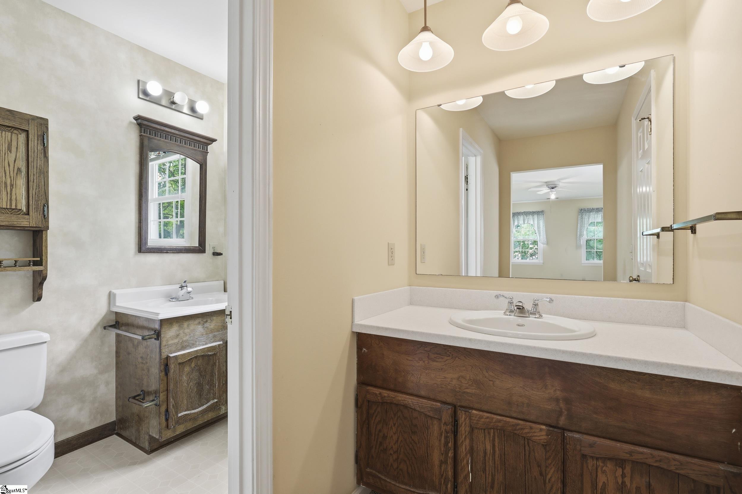 205 Huntington Road Easley, SC 29642 - Photo 20 of 35