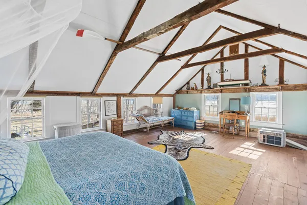 $50,000 | 245 Old Stone Highway, East Hampton, NY 11937
