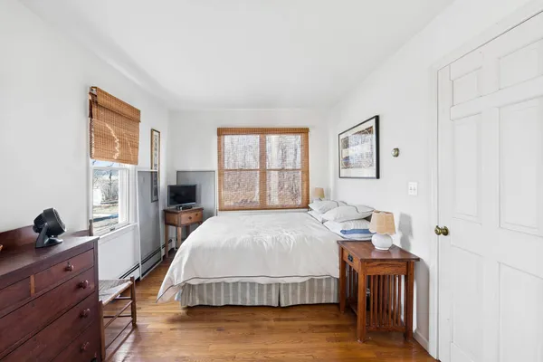 $50,000 | 245 Old Stone Highway, East Hampton, NY 11937