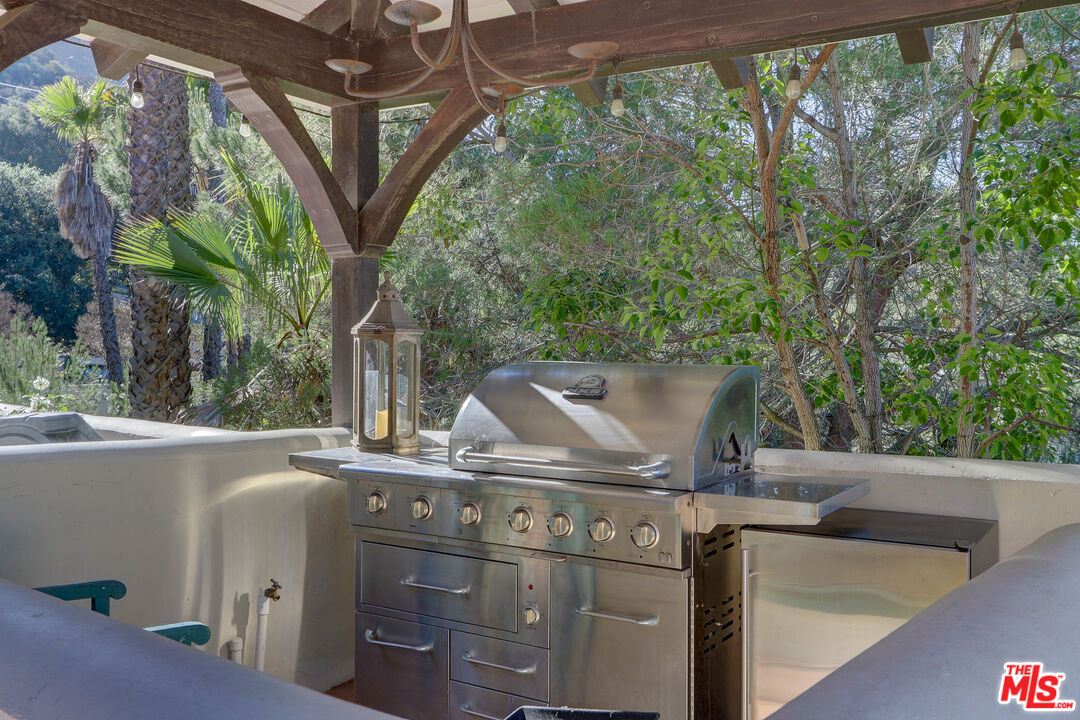 456 McKnight Road Newbury Park, CA 91320 - Photo 12 of 75