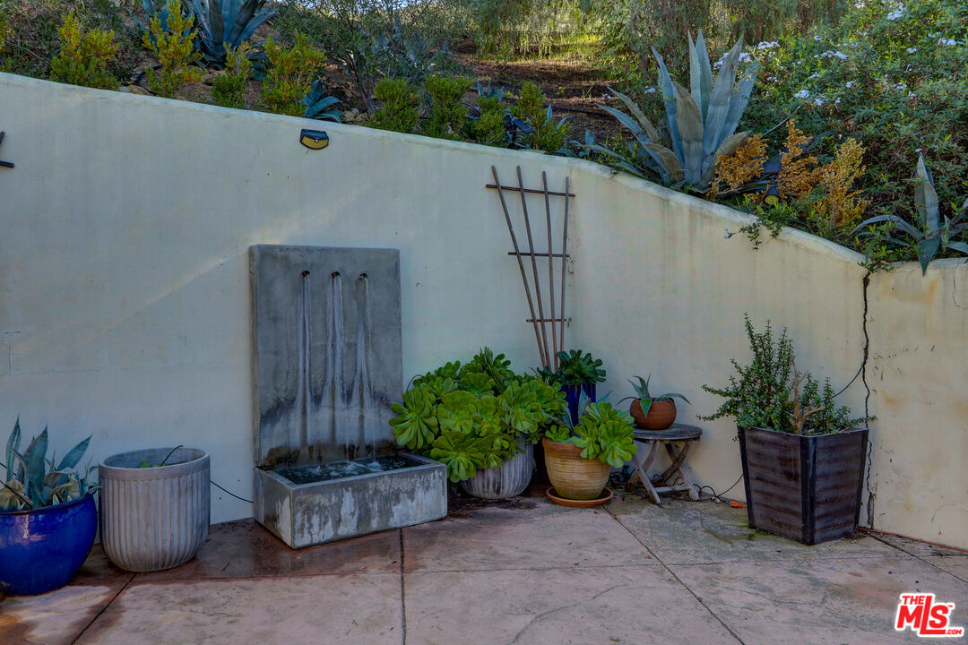 456 McKnight Road Newbury Park, CA 91320 - Photo 13 of 75