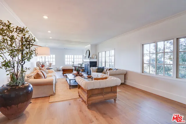 $14,495 | 456 McKnight Road, Newbury Park, CA 91320