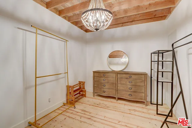 $15,000 | 456 McKnight Road, Newbury Park, CA 91320