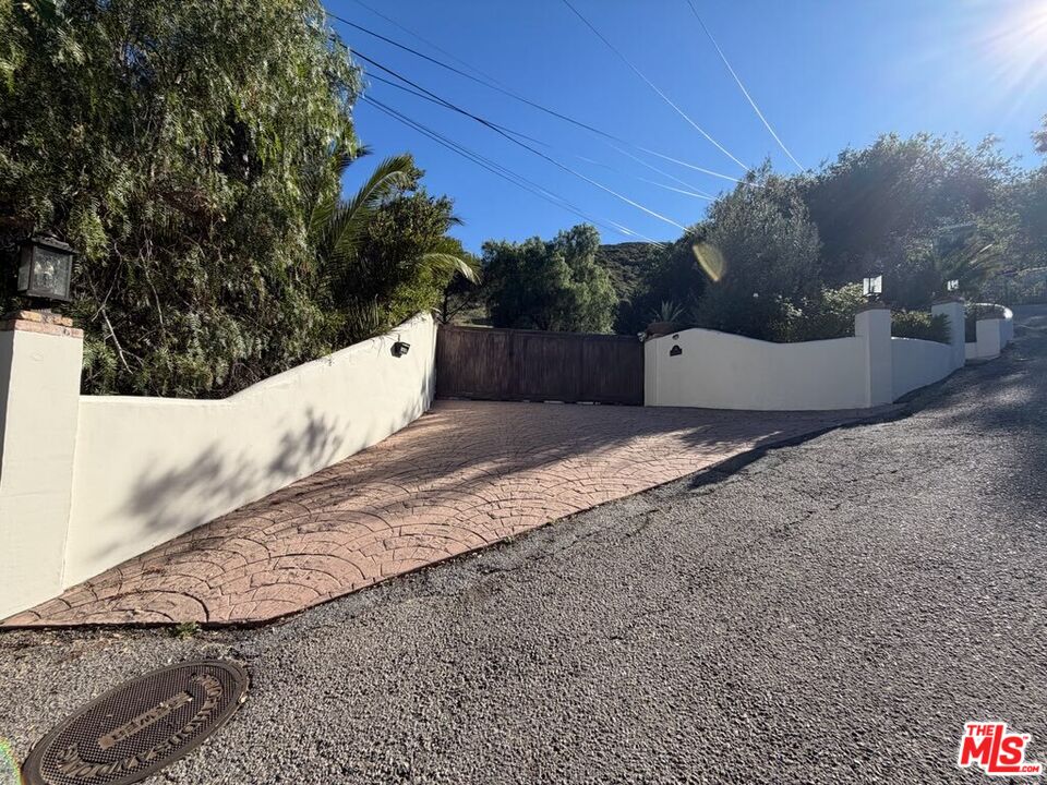 456 McKnight Road Newbury Park, CA 91320 - Photo 7 of 75