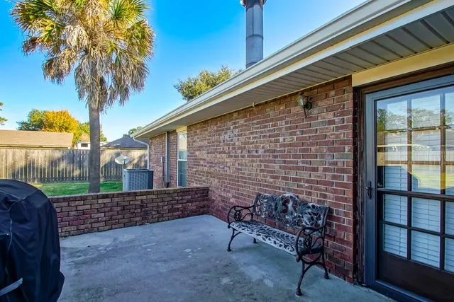 $375,000 | 426 River Oaks Drive, Luling, LA 70070