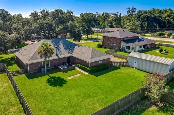 $365,000 | 426 River Oaks Drive, Luling, LA 70070