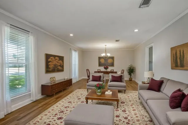 $375,000 | 426 River Oaks Drive, Luling, LA 70070