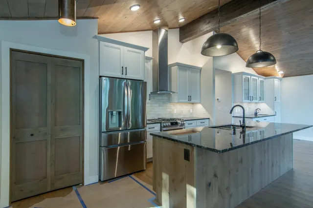 $849,900 | 16296 Tower Road, Brainerd, MN 56401