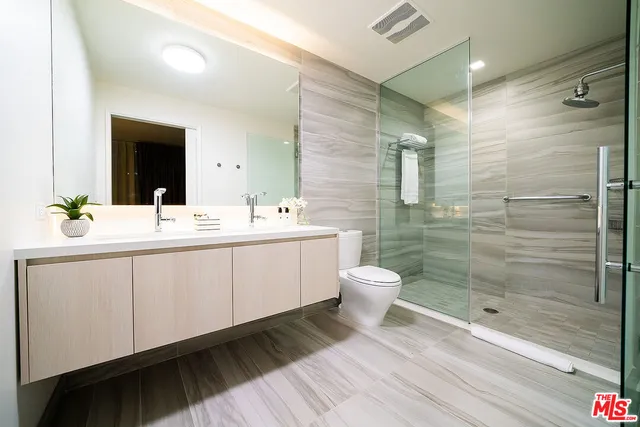 $1,349,000 | 1050 South Grand Avenue, Unit 901, Los Angeles, CA 90015