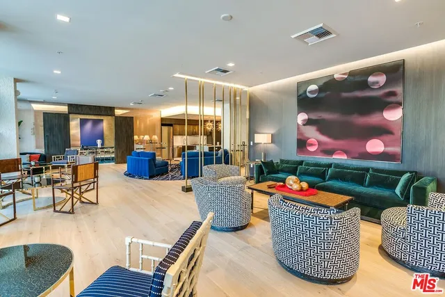 $1,349,000 | 1050 South Grand Avenue, Unit 901, Los Angeles, CA 90015