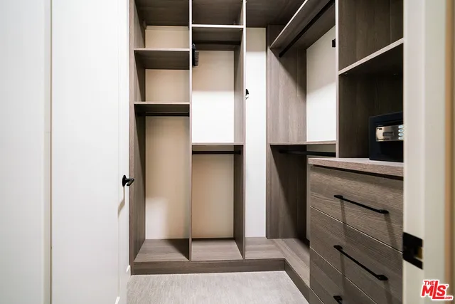 $1,349,000 | 1050 South Grand Avenue, Unit 901, Los Angeles, CA 90015