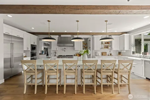 $2,995,000 | 19710 166th Avenue Northeast, Woodinville, WA 98072