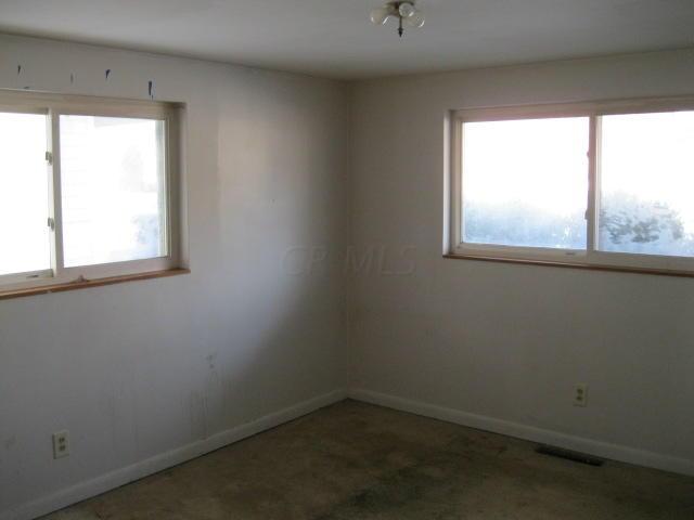 157 Curtis Street Delaware, OH 43015 - Photo 8 of 12