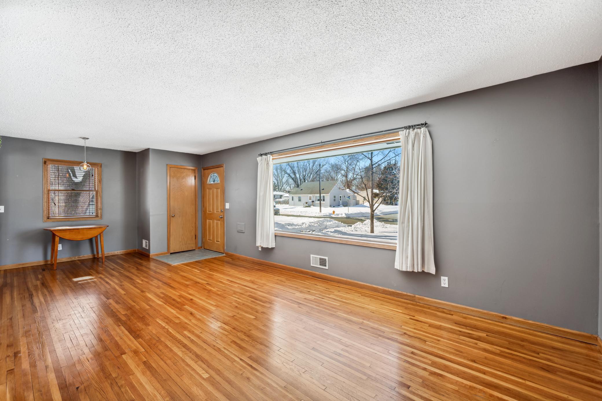 4941 Roman Road Fridley, MN 55421 - Photo 3 of 24