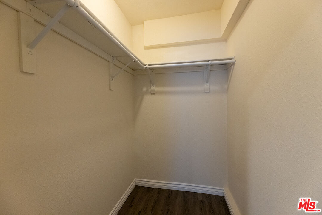 20102 Baltar Street Winnetka, CA 91306 - Photo 12 of 18 a view of small space