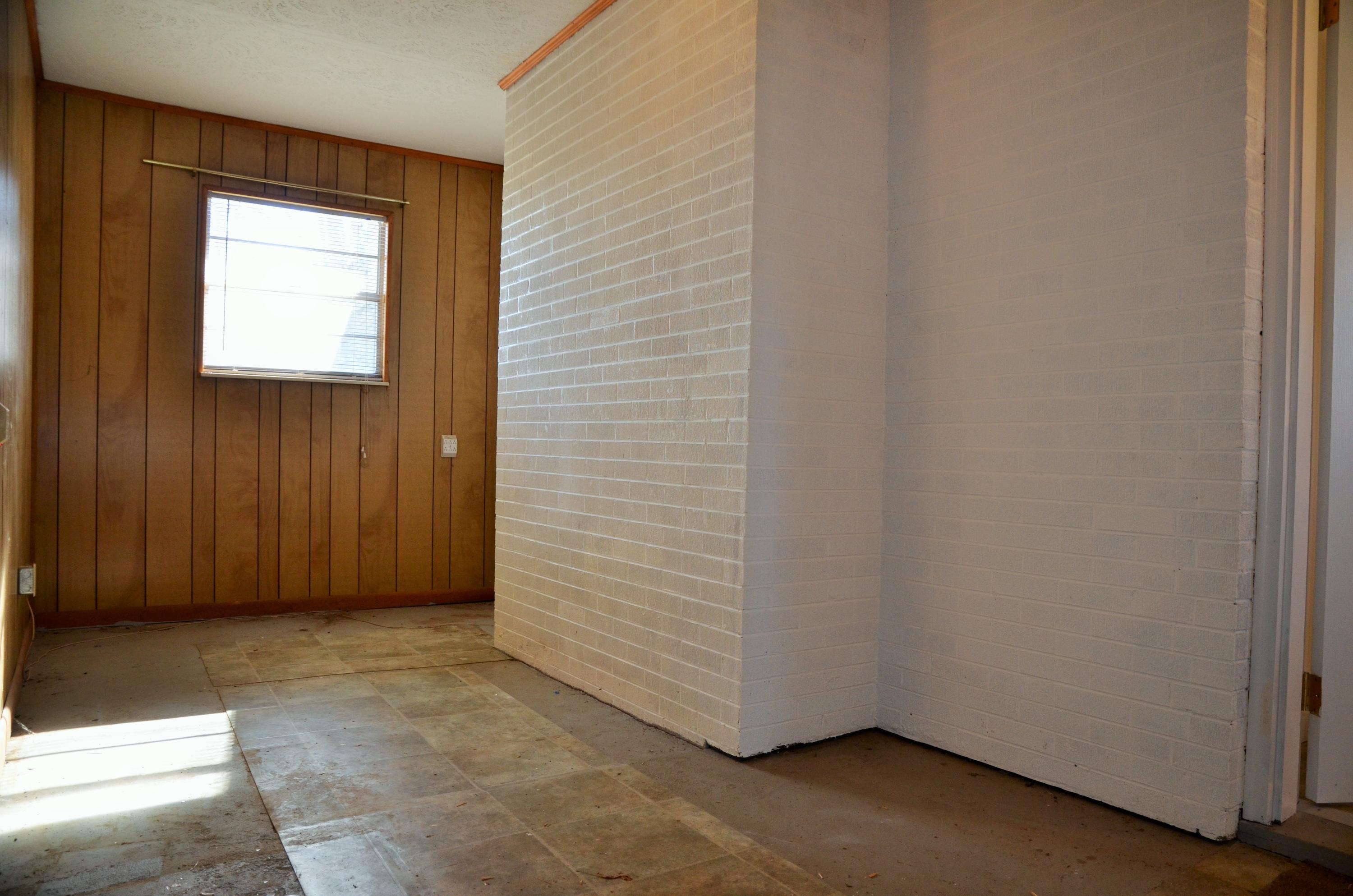 8101 Corryton Luttrell Road Corryton, TN 37721 - Photo 16 of 19 Storage Area