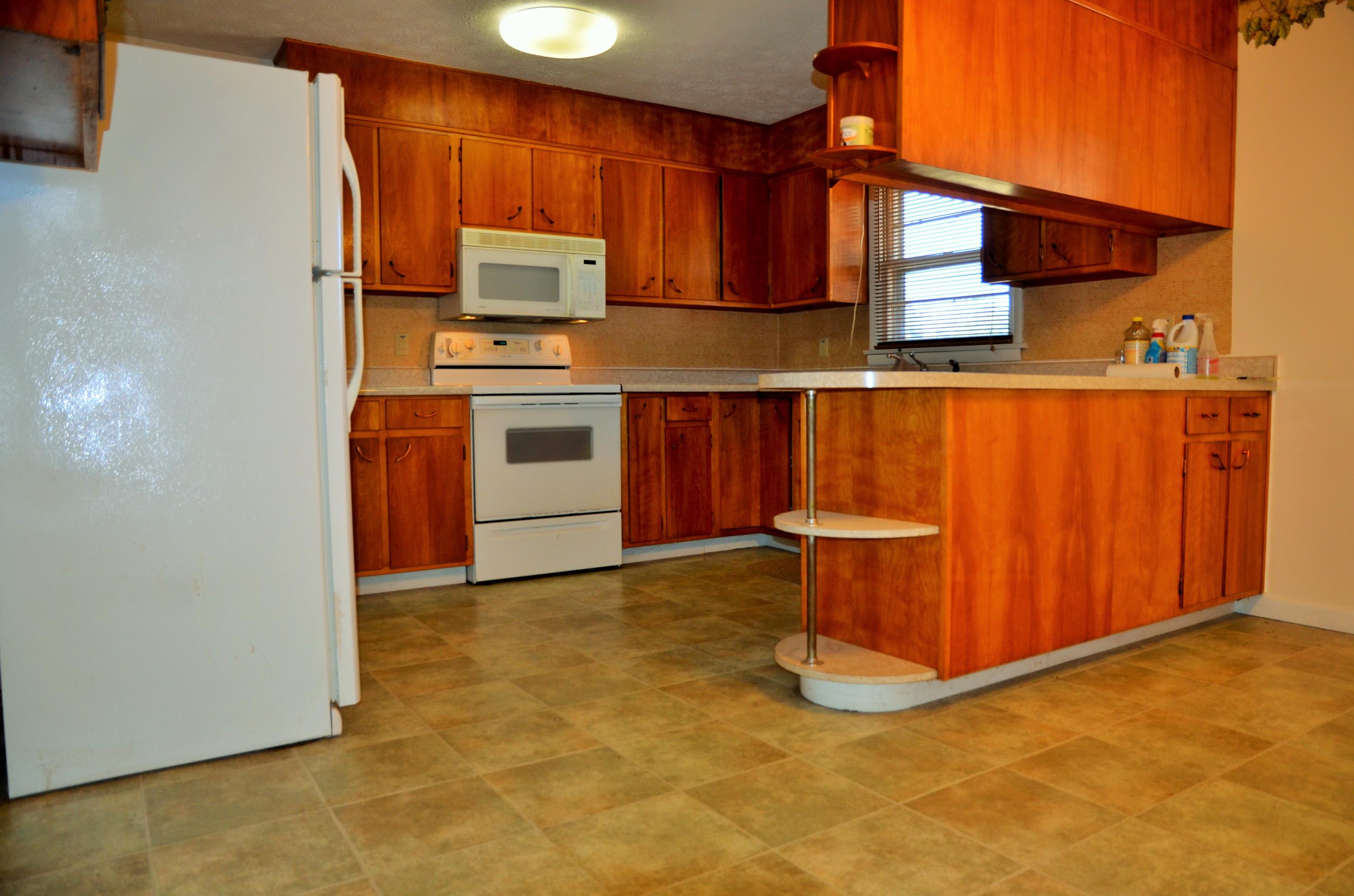 8101 Corryton Luttrell Road Corryton, TN 37721 - Photo 8 of 19 Kitchen