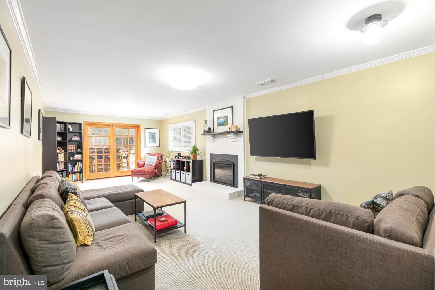 6893 Chelsea Road McLean, VA 22101 - Photo 17 of 33 Gallery Image 17