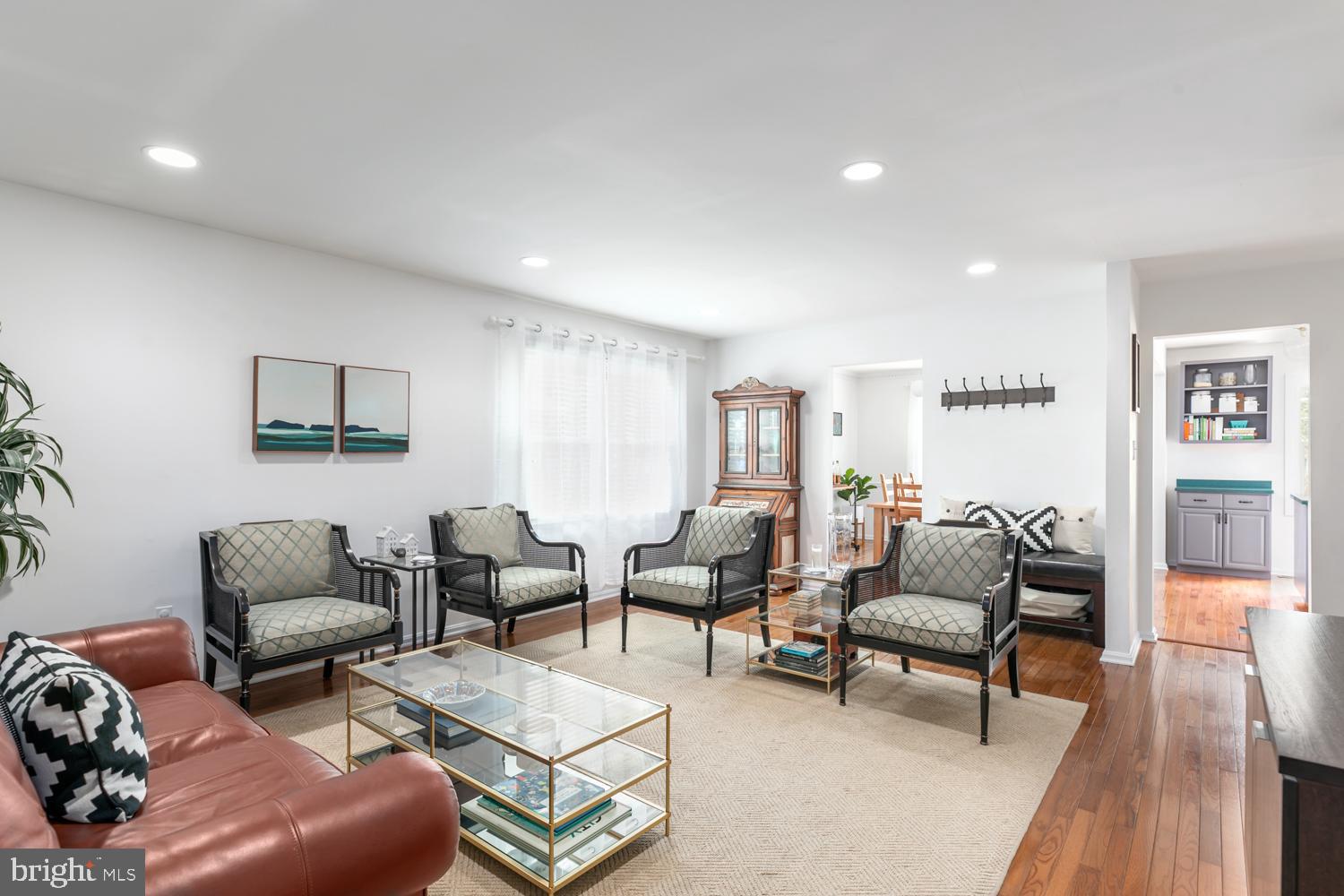 6893 Chelsea Road McLean, VA 22101 - Photo 3 of 33 Gallery Image 3