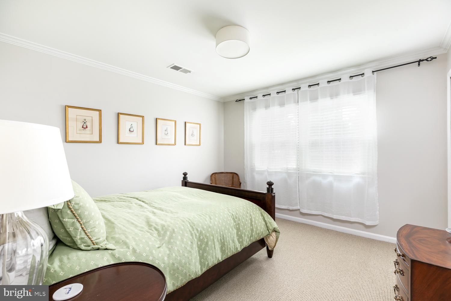 6893 Chelsea Road McLean, VA 22101 - Photo 22 of 33 Gallery Image 22
