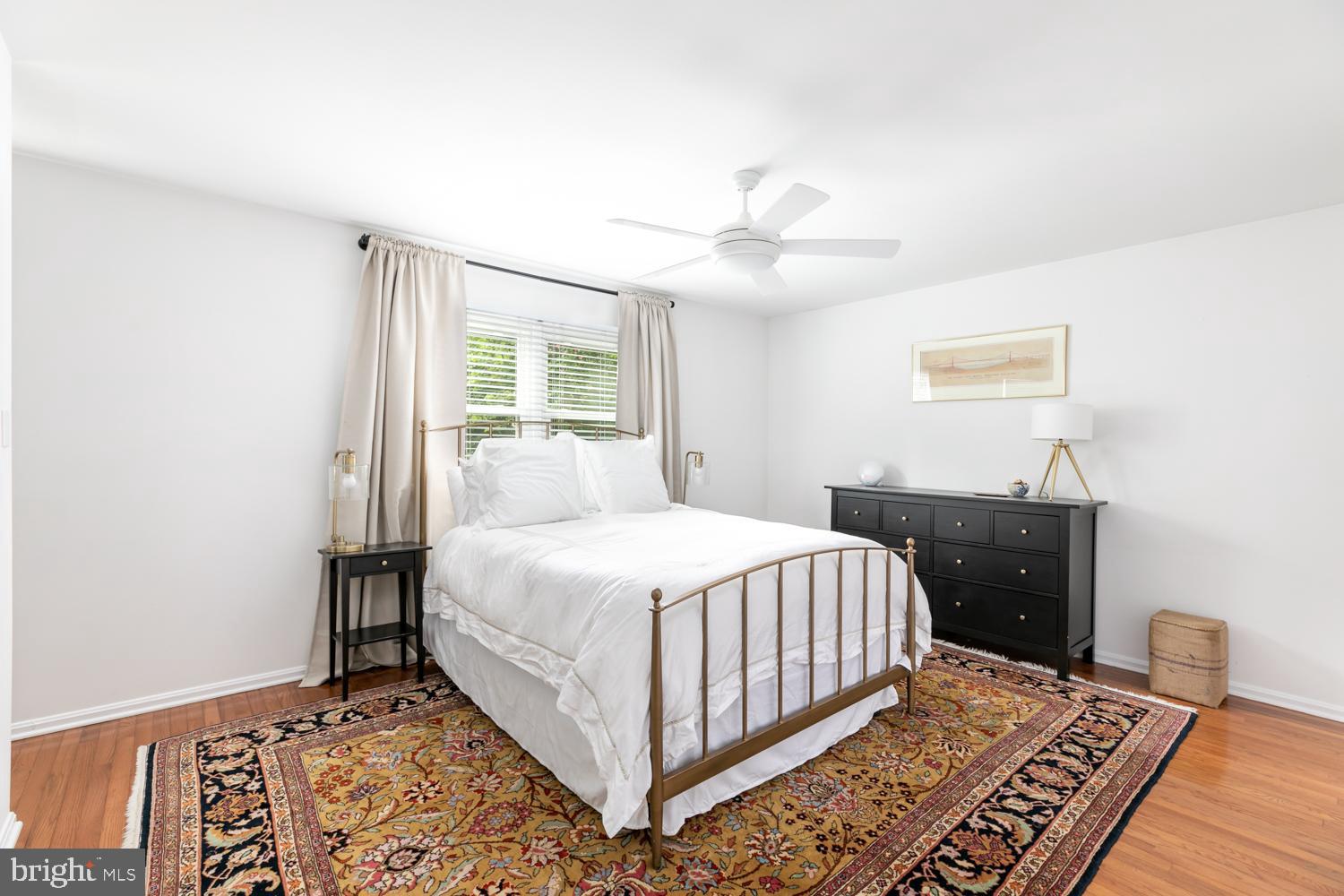 6893 Chelsea Road McLean, VA 22101 - Photo 10 of 33 Gallery Image 10