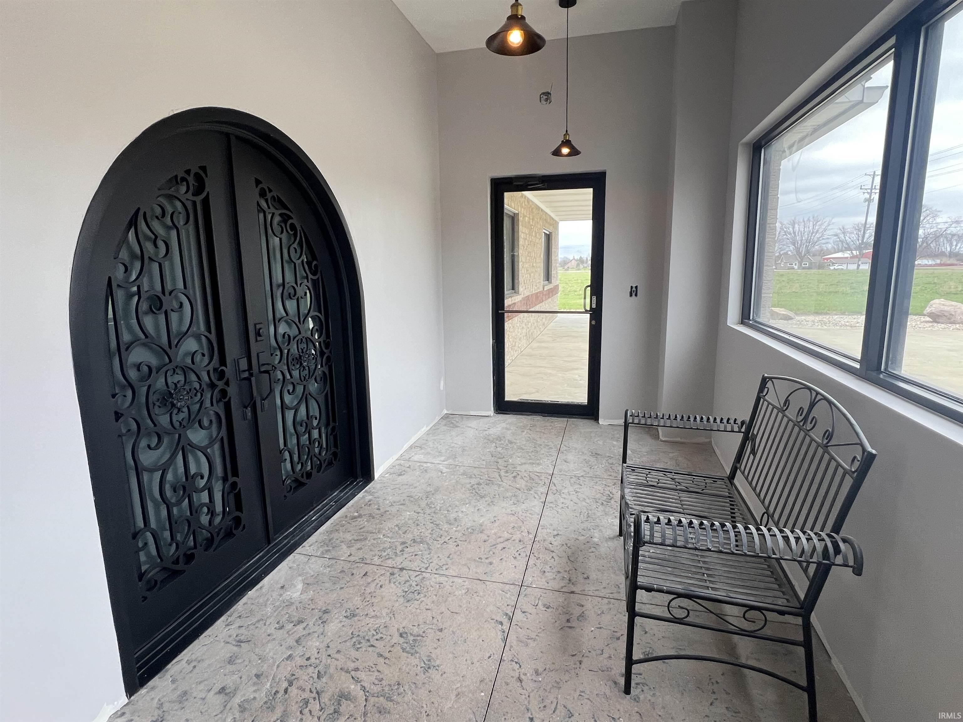 3855 South Dixon Road Kokomo, IN 46902 - Photo 4 of 11