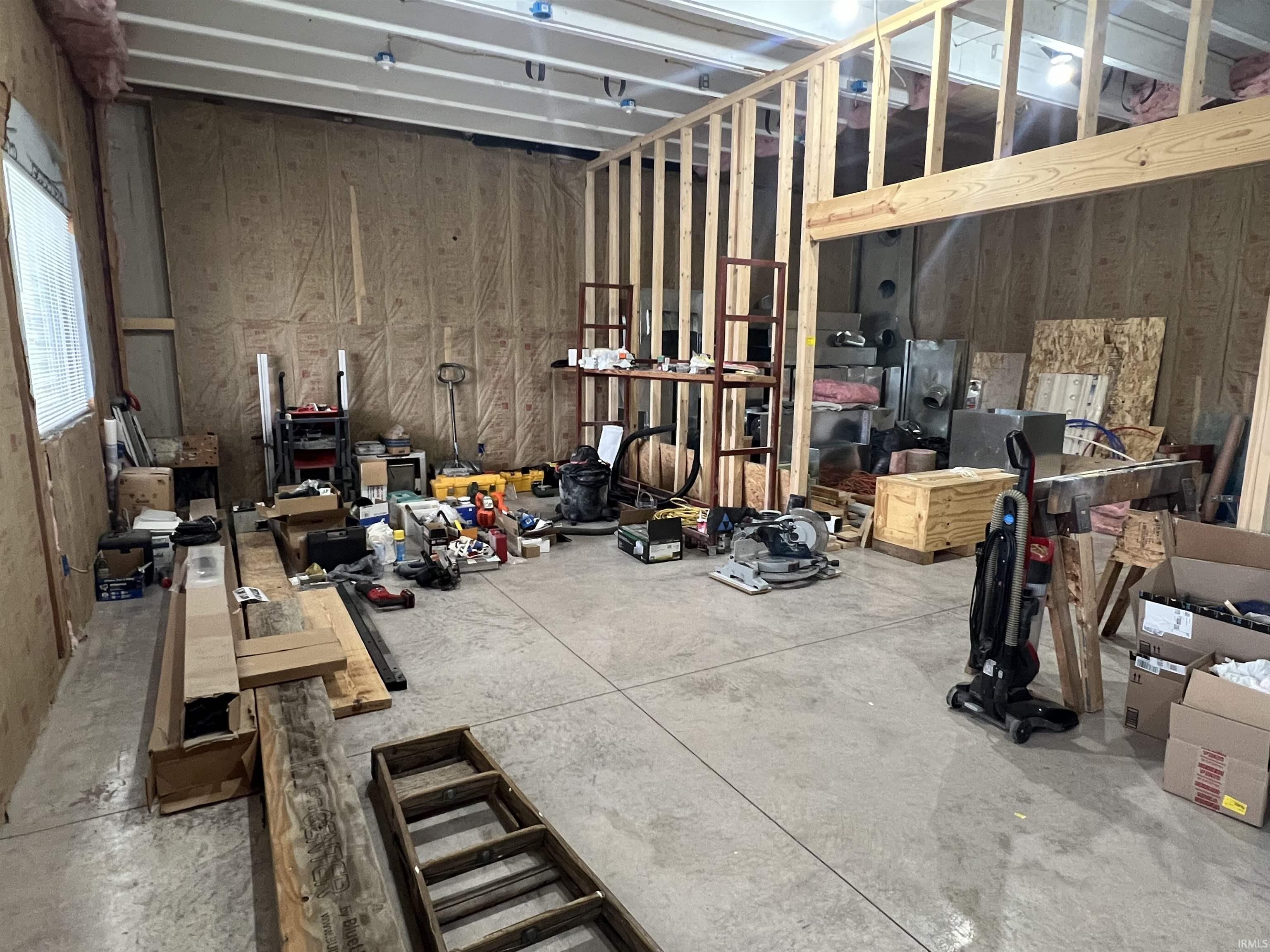 3855 South Dixon Road Kokomo, IN 46902 - Photo 9 of 11