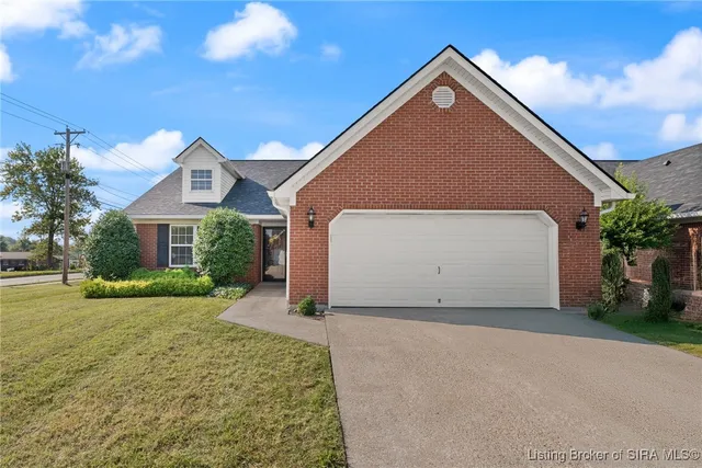 $260,000 | 102 Crown Court, New Albany, IN 47150