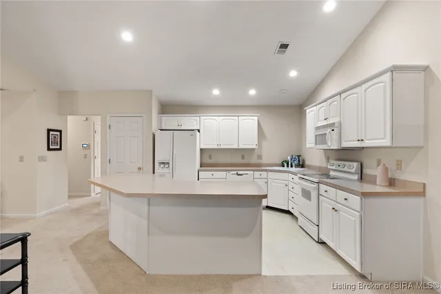 $260,000 | 102 Crown Court, New Albany, IN 47150